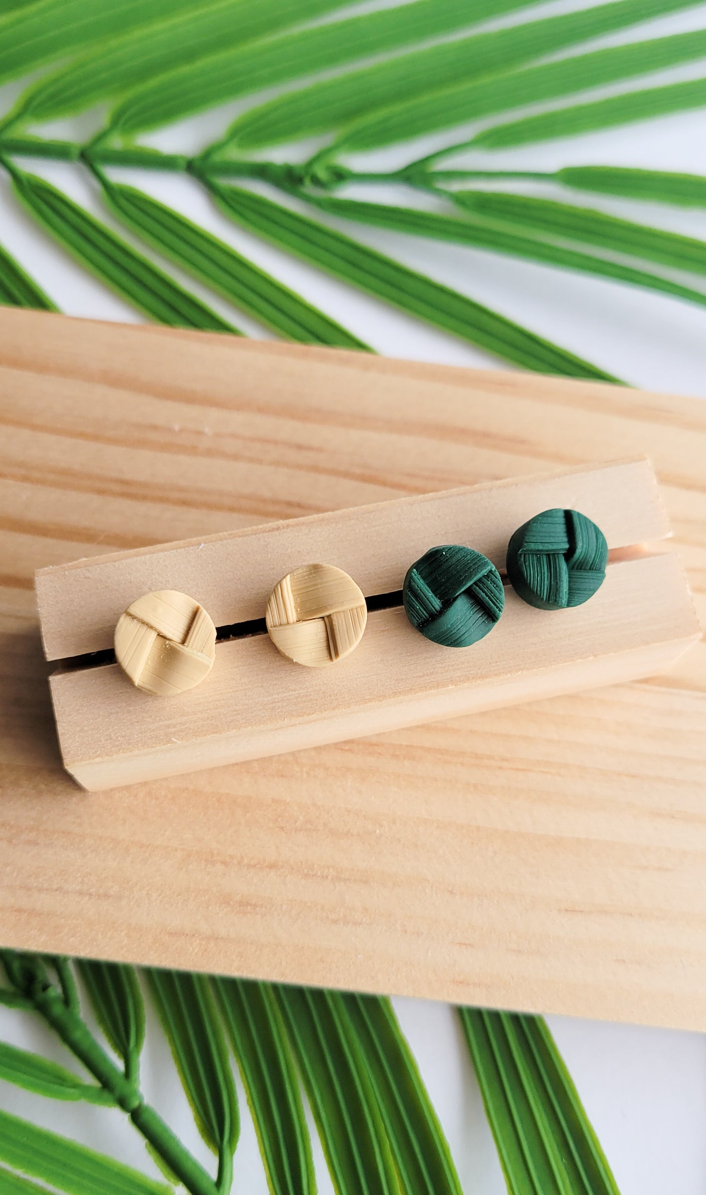 "Niyok" Mini Studs