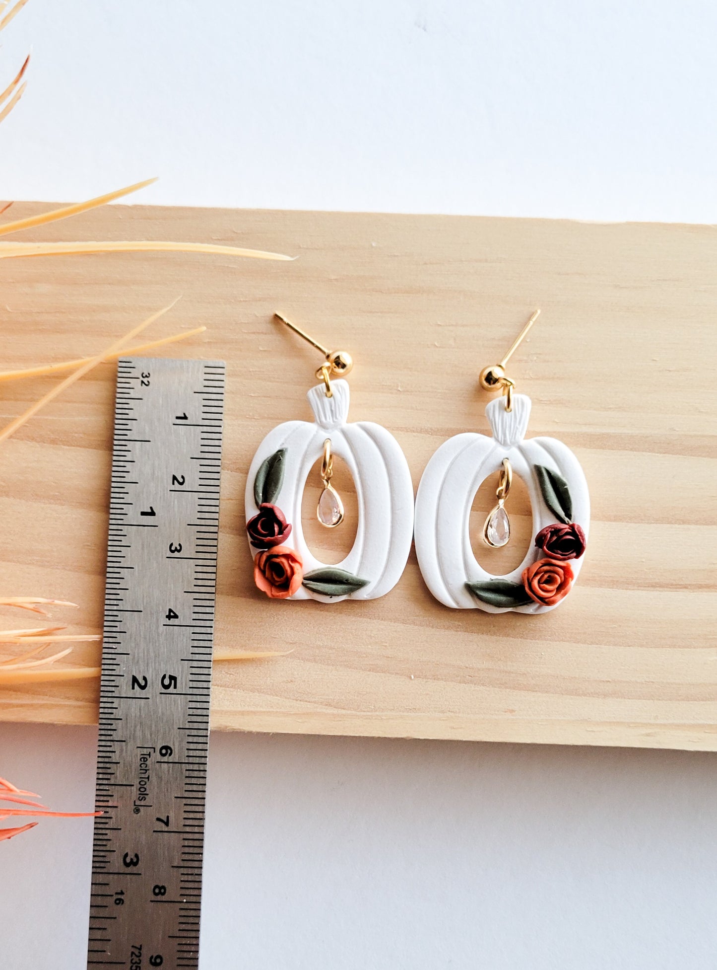 Floral Pumpkin Dangle