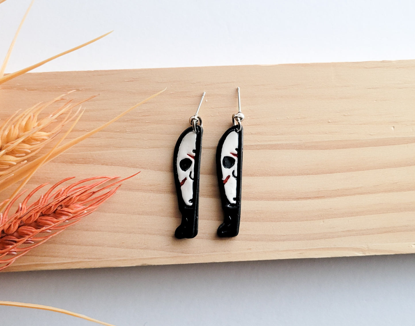 Halloween Knife Dangle