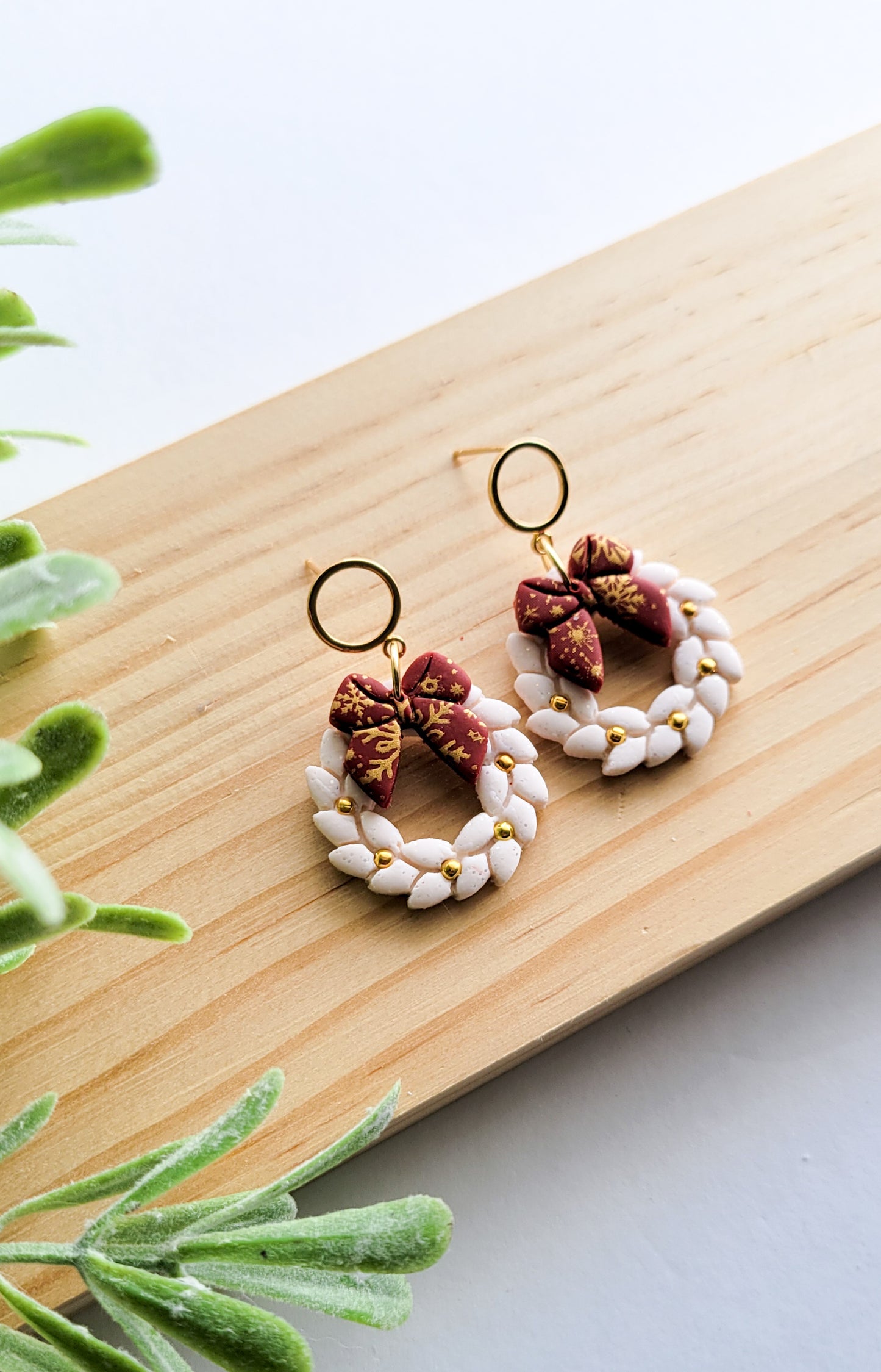 White Wreath Dangle